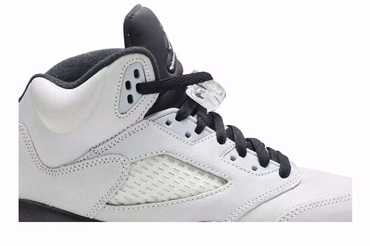 Air Jordan 5 GS Wolf Grey, view 3
