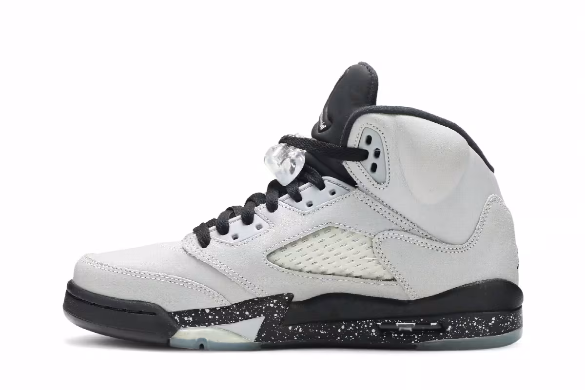 Air Jordan 5 GS Wolf Grey, view 4
