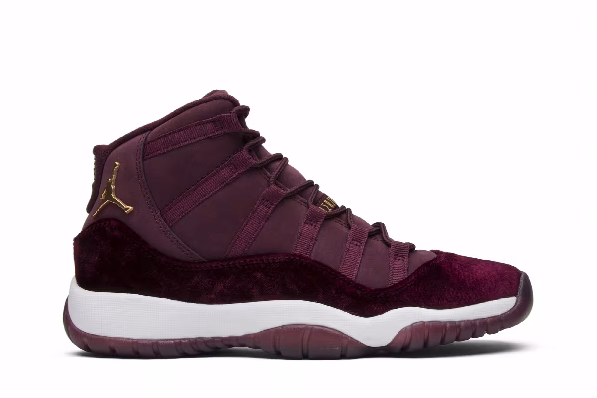 Air Jordan 11 GG Heiress Velvet, view 2