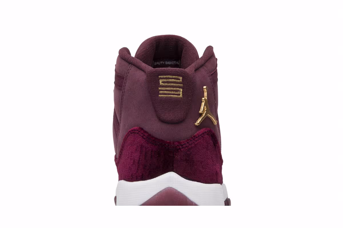 Air Jordan 11 GG Heiress Velvet, view 8