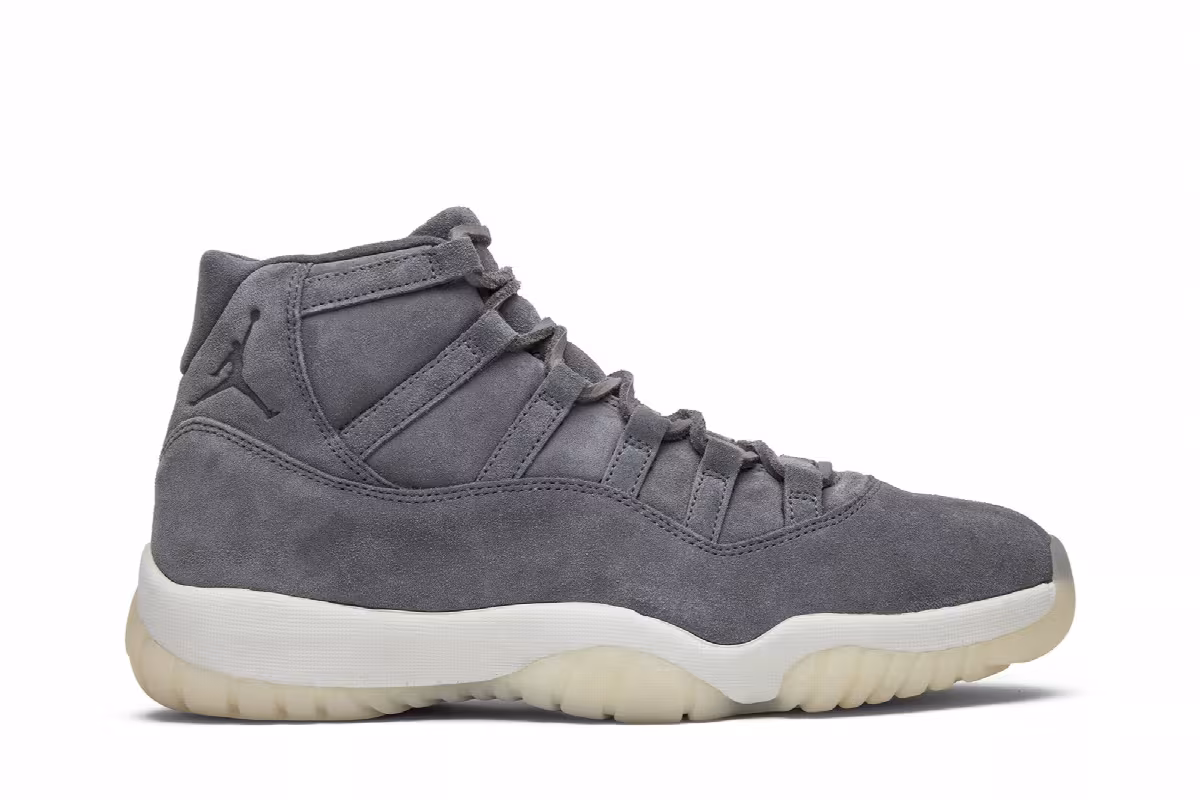Air Jordan 11 Premium Grey Suede, view 2