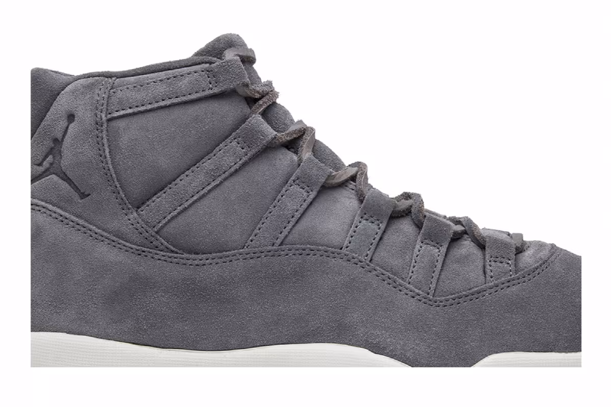 Air Jordan 11 Premium Grey Suede, view 3