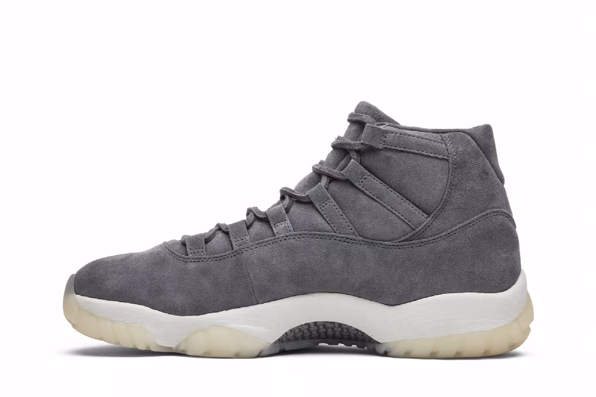 Air Jordan 11 Premium Grey Suede, view 4