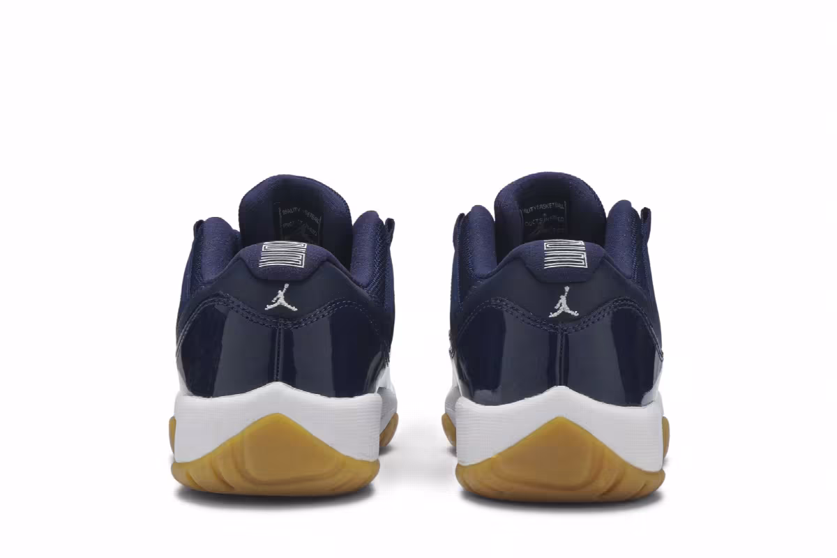 Air Jordan 11 Low GS Navy Gum, view 7