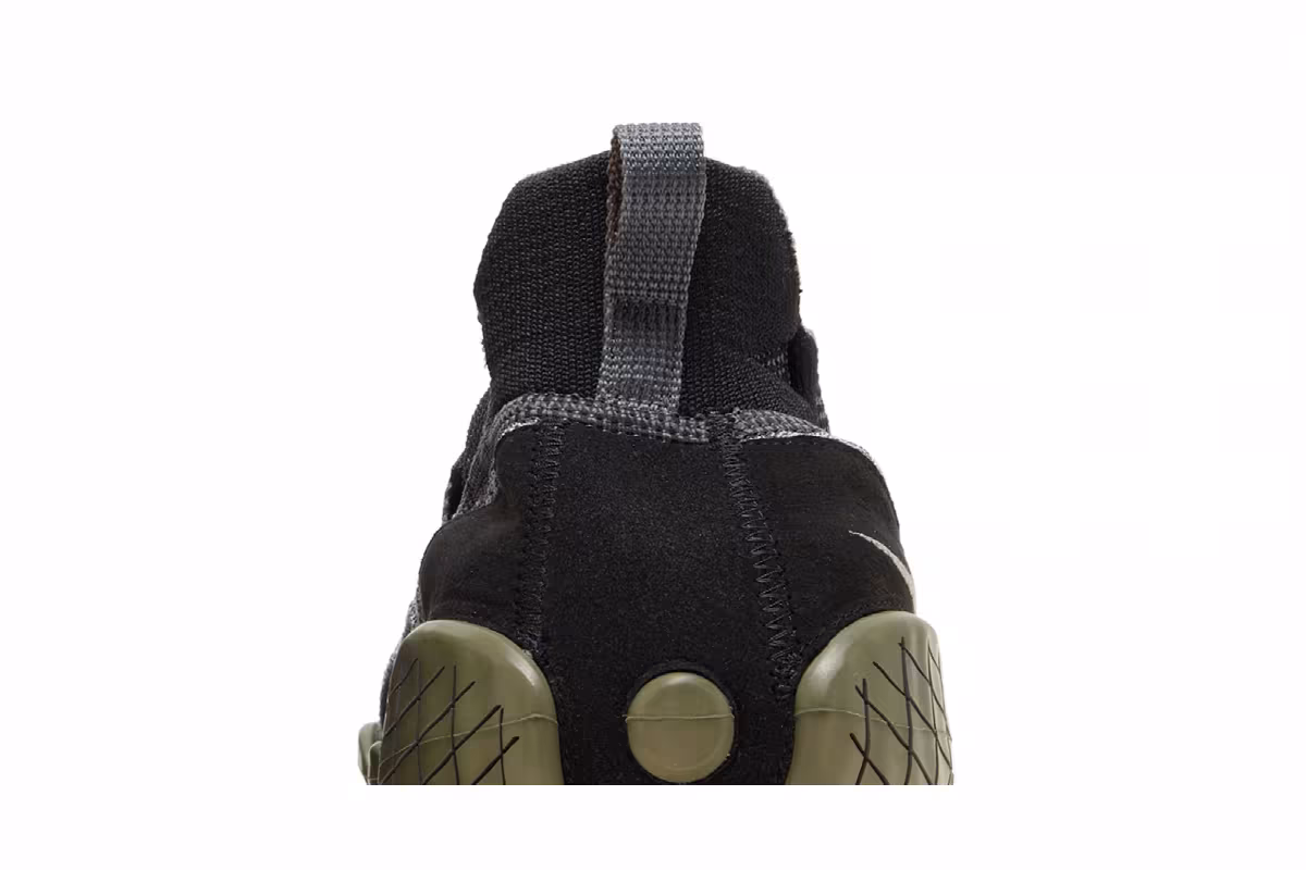 Nike ISPA Link Black Medium Olive, view 8