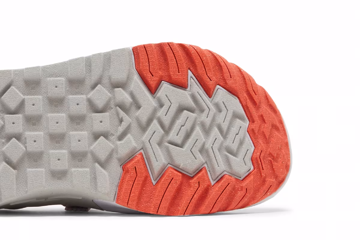 Nike Women's Oneonta Sandal Flat Silver Arctic Orange, view 6