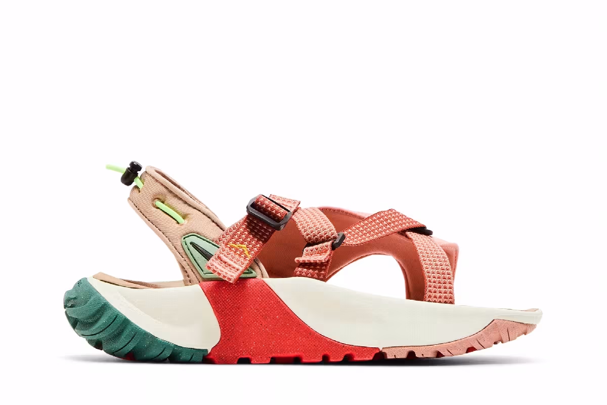 Nike Women's Oneonta Sandal Light Madder Root, view 2