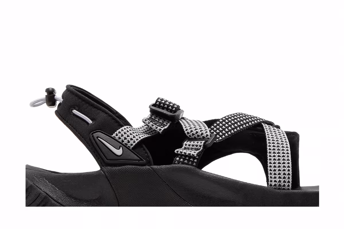 Nike Women's Oneonta Sandal Black Pure Platinum, view 3