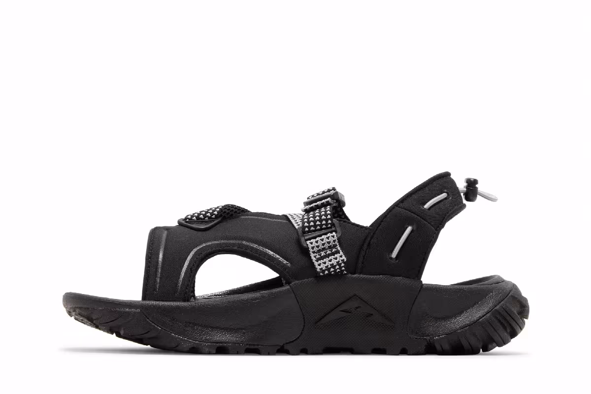 Nike Women's Oneonta Sandal Black Pure Platinum, view 4