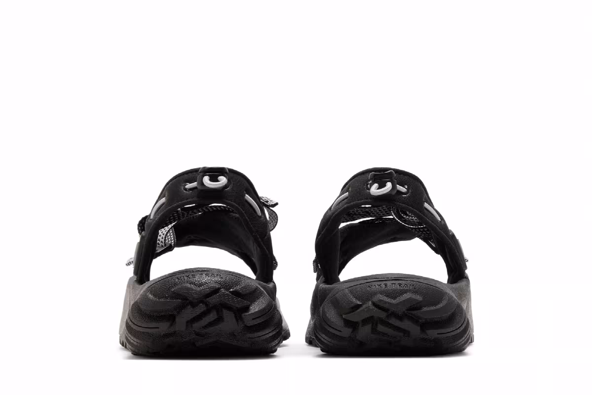 Nike Women's Oneonta Sandal Black Pure Platinum, view 7