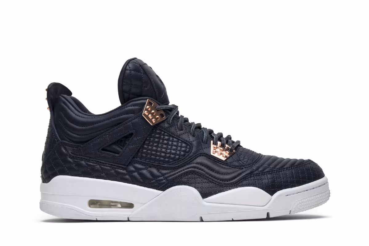 Air Jordan 4 Premium Obsidian, view 2