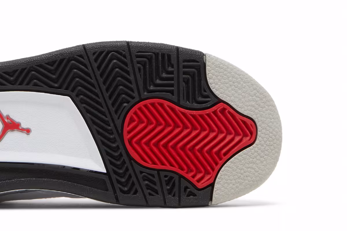 Air Jordan 4 PS White Cement 2016, view 6