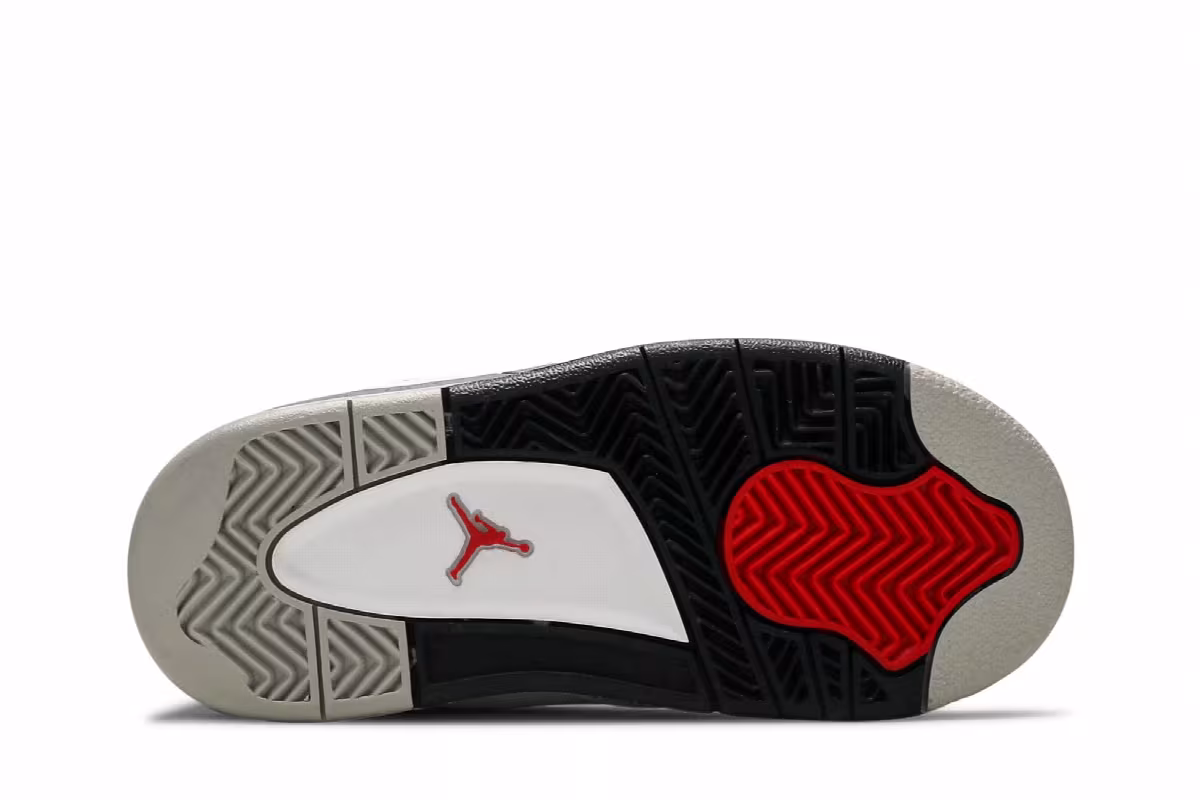 Air Jordan 4 OG TD White Cement 2016, view 5