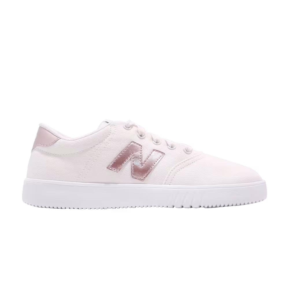 New Balance Women's CT10 B Ivory