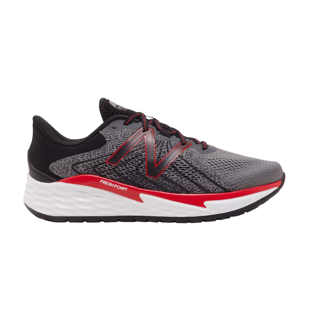 New Balance Fresh Foam Evare 4E Wide Dark Grey Team Red