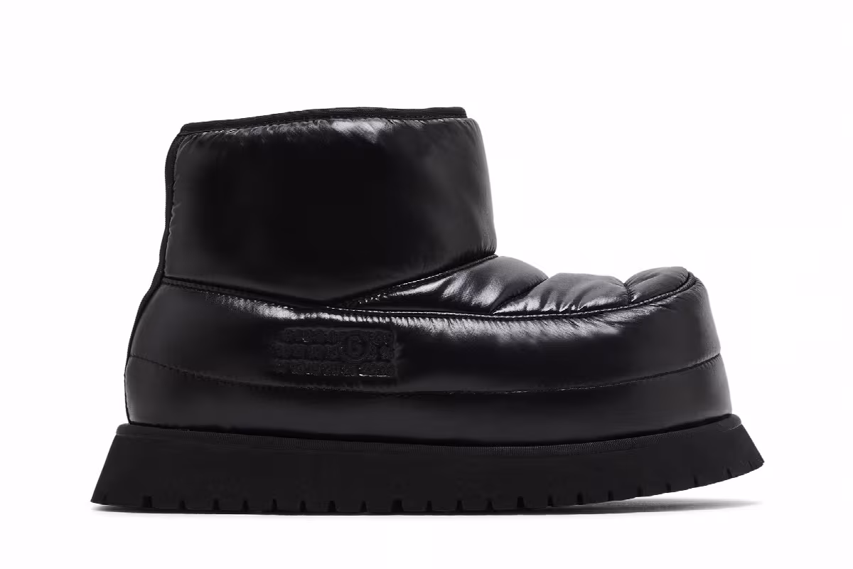 MM6 Maison Margiela Padded Ankle Boot Black, view 2