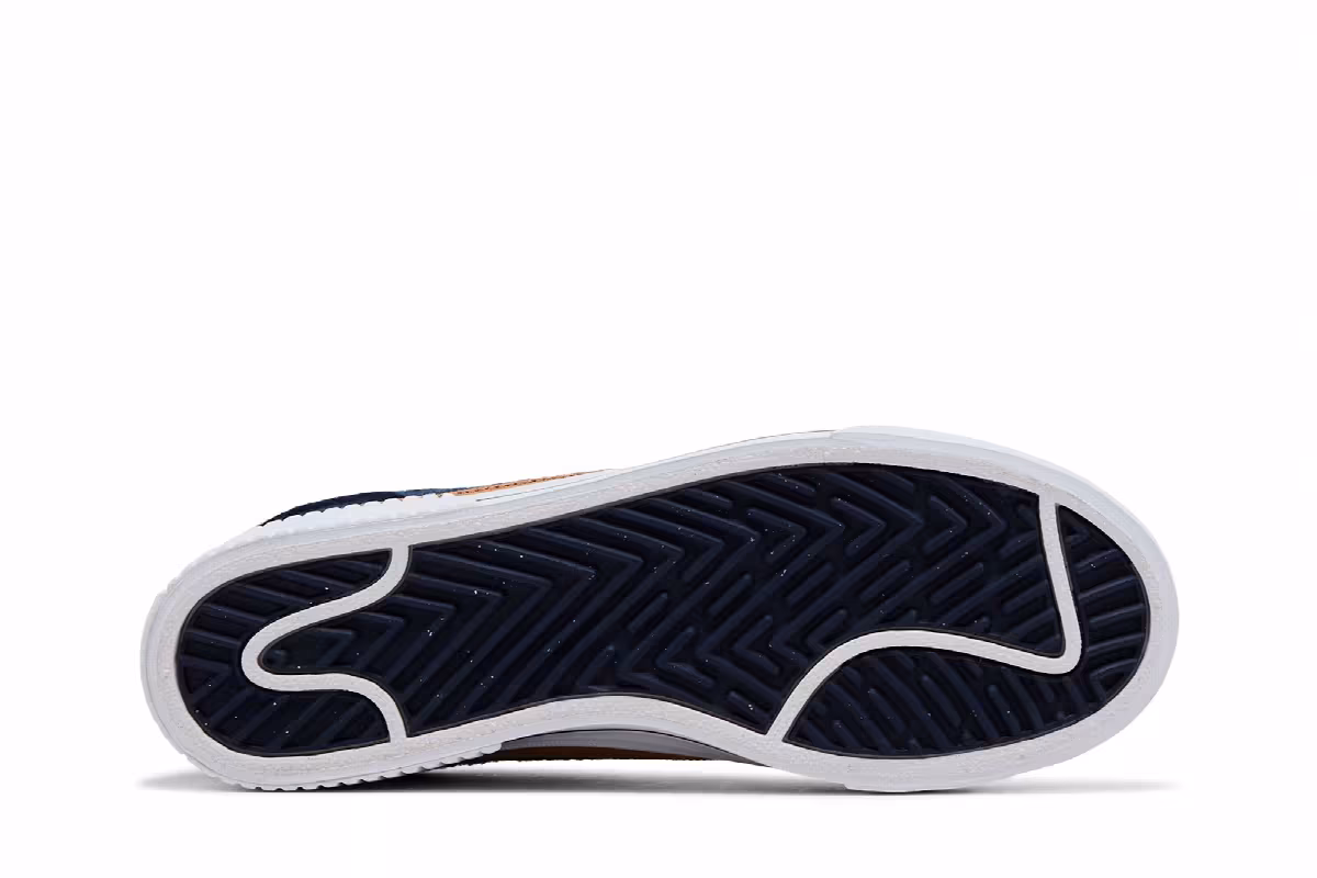 Nike Women's Court Legacy Lift Midnight Navy, view 5