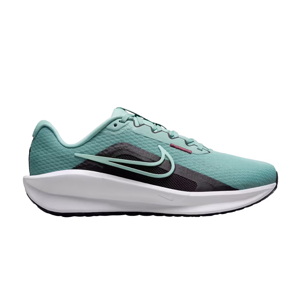 Nike Women's Downshifter 13 Extra Wide Cannon