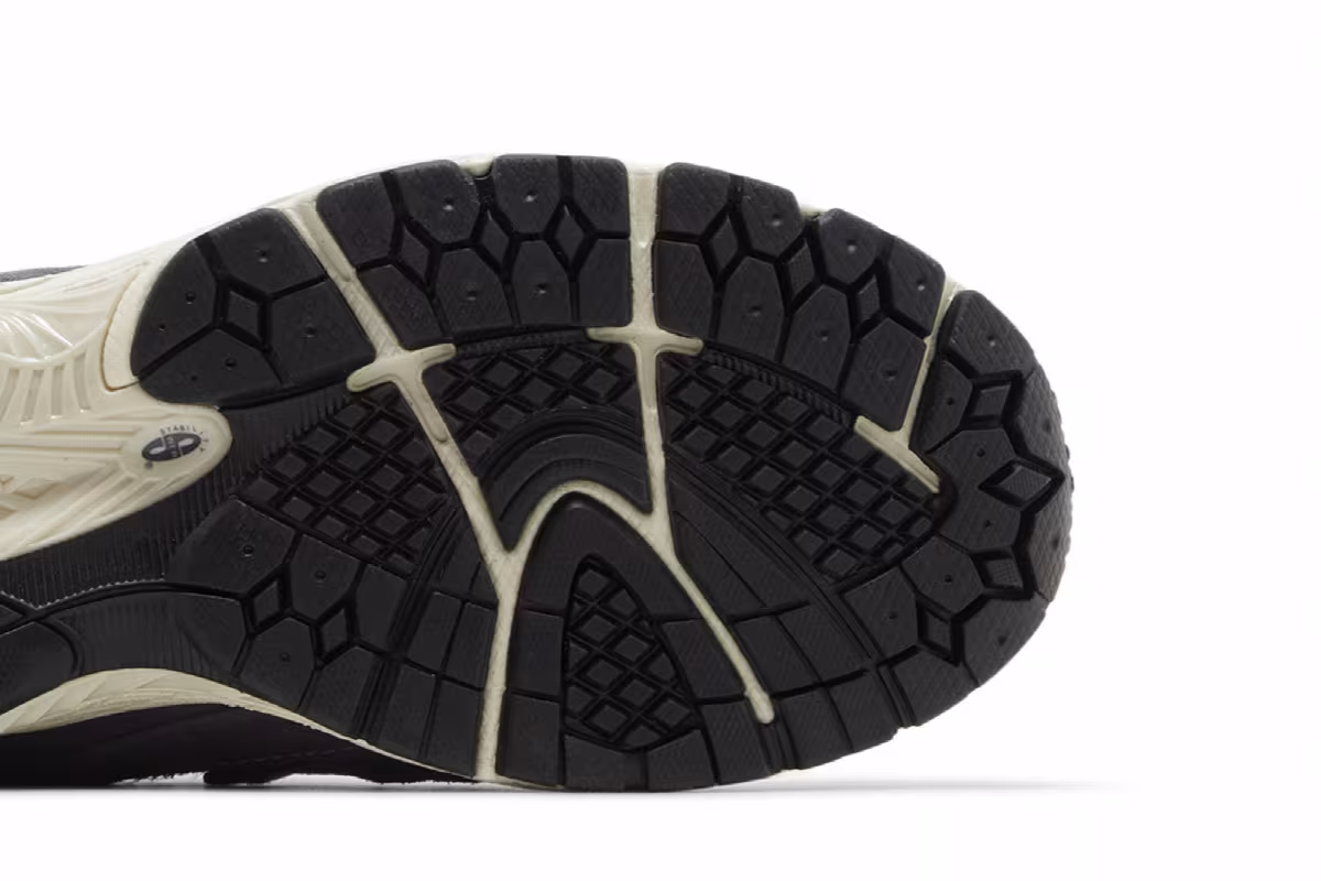 New Balance 2002R Mule Magnet, view 6