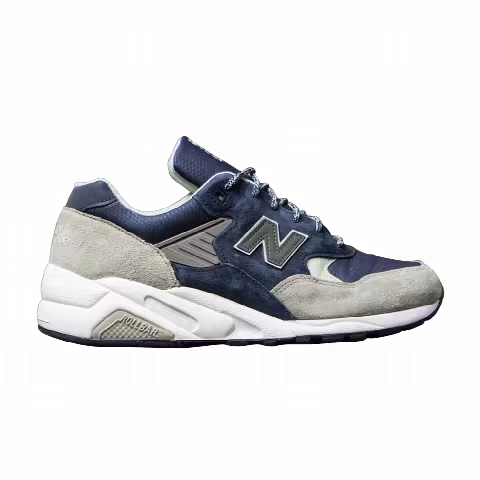 New Balance 585