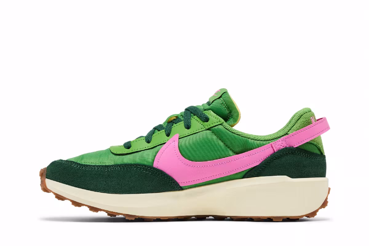 Nike Women's Waffle Debut Chlorophyll Playful Pink, view 4