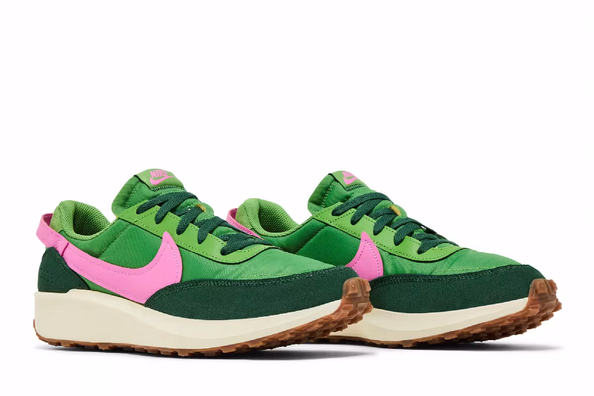 Nike Women's Waffle Debut Chlorophyll Playful Pink, view 9