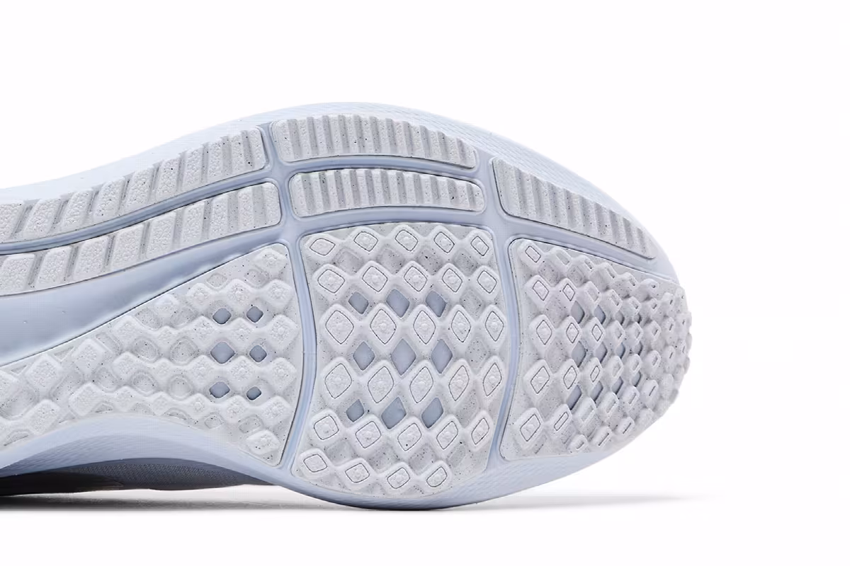 Nike Women's Air Zoom Pegasus 39 Football Grey Silver, view 6