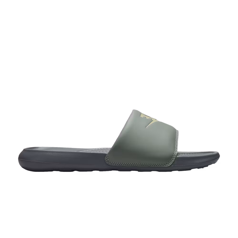 Nike Victori One Slide Mica Green