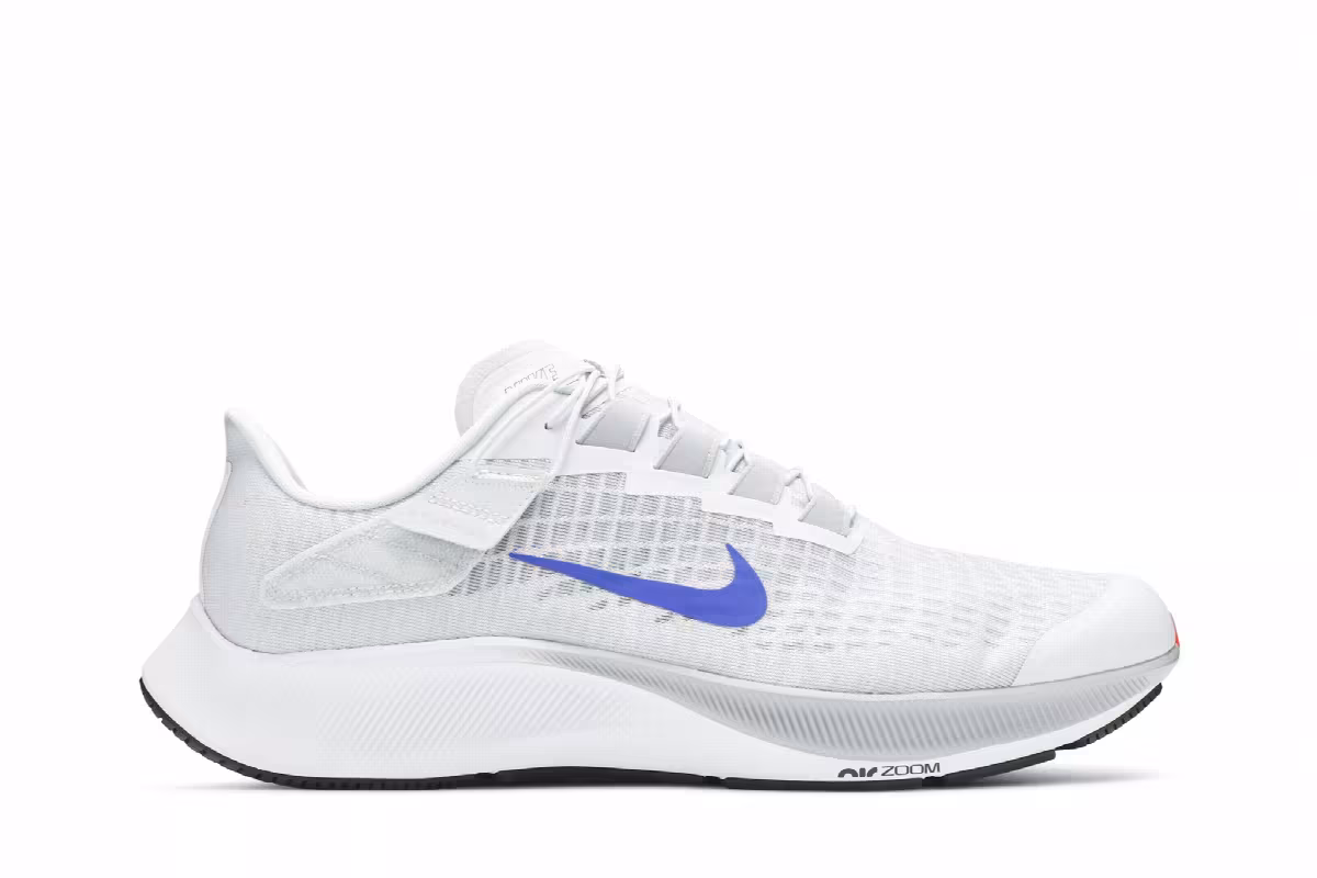Nike Air Zoom Pegasus 37 FlyEase Wolf Grey Crimson, view 2