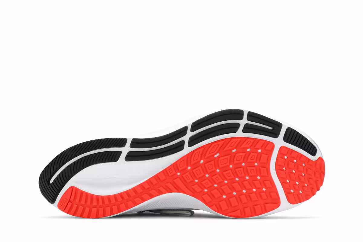 Nike Air Zoom Pegasus 37 FlyEase Wolf Grey Crimson, view 5