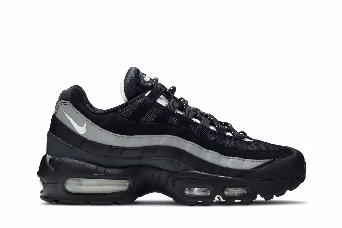 Nike Air Max 95 Essential Black Smoke Grey, view 2