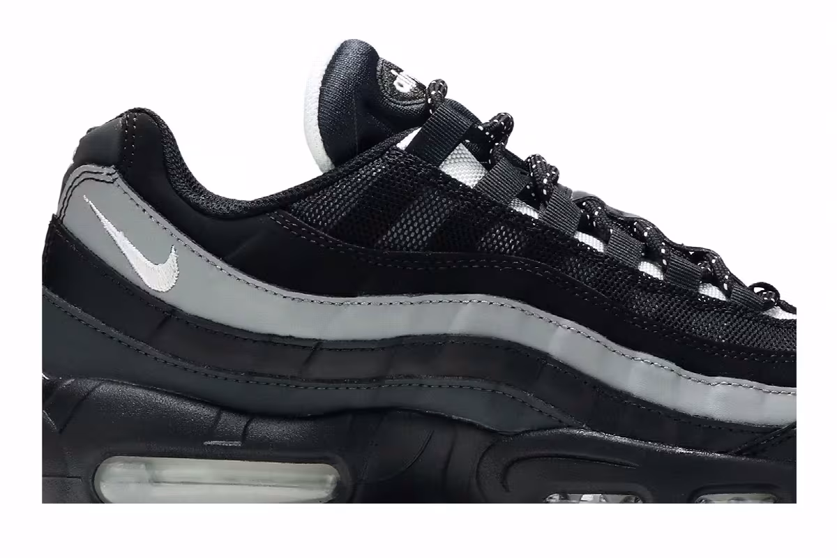 Nike Air Max 95 Essential Black Smoke Grey, view 3