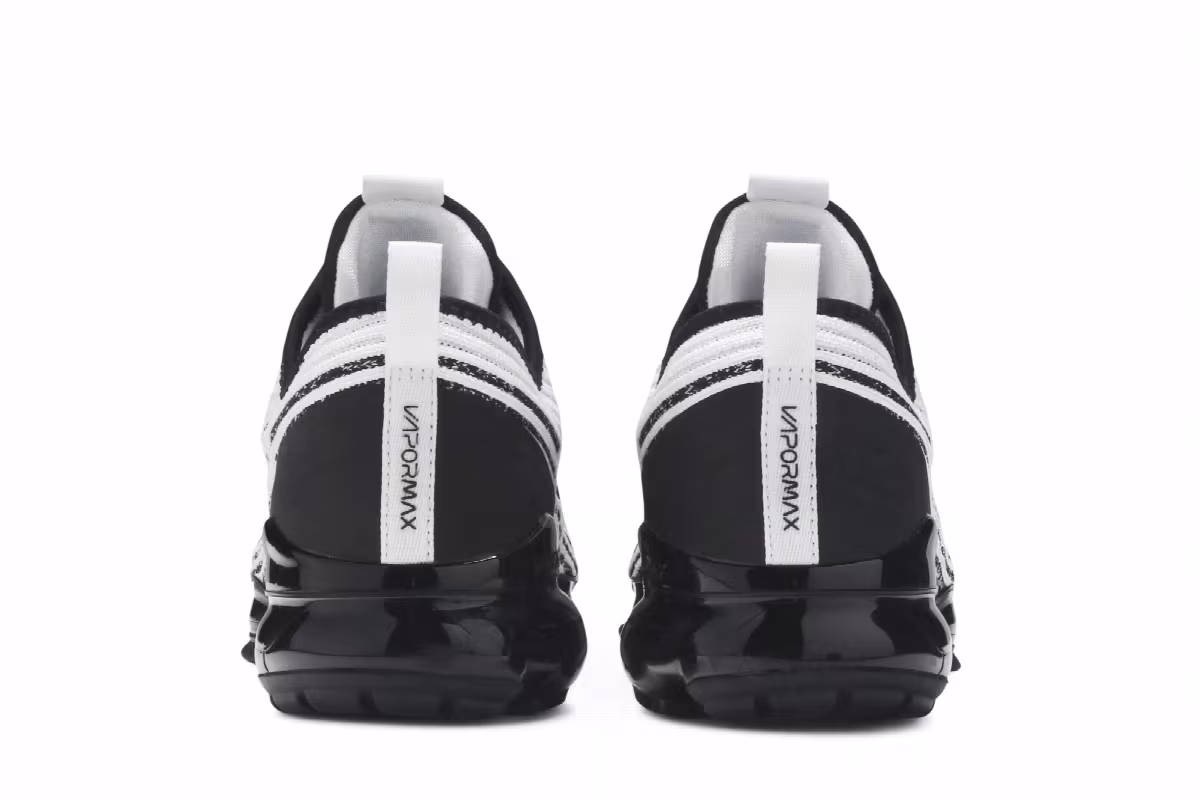 Nike Air VaporMax Flyknit 3 GS White Black, view 7