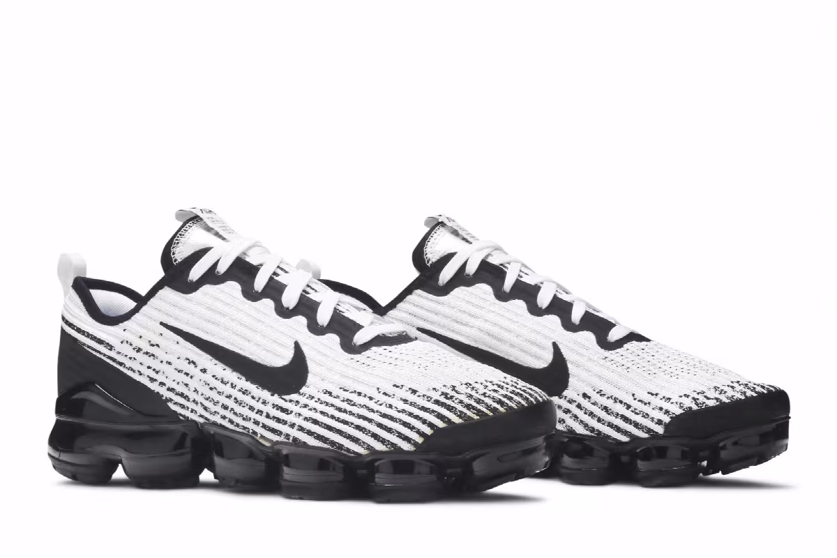 Nike Air VaporMax Flyknit 3 GS White Black, view 9