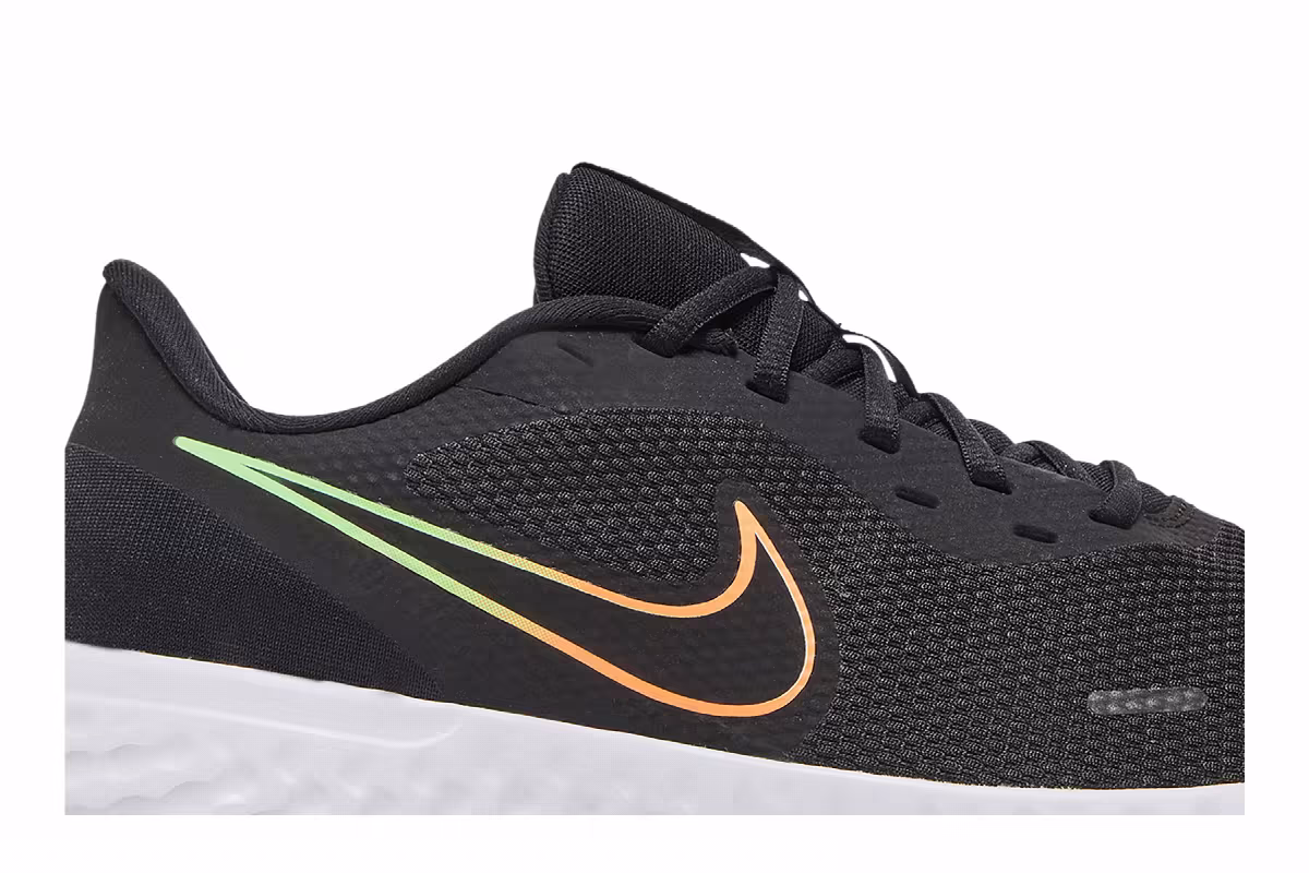 Nike Revolution 5 Black Atomic Orange, view 3