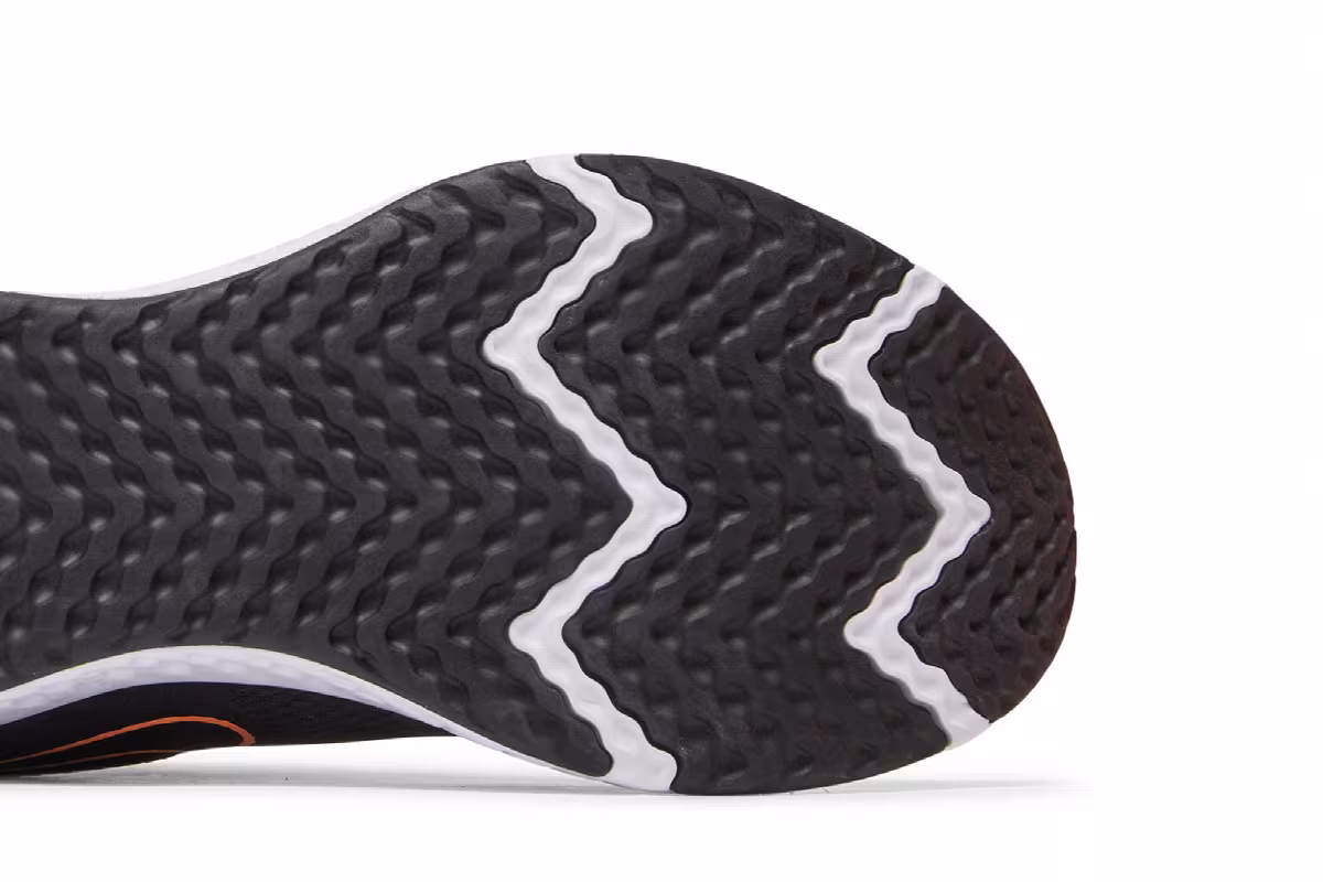 Nike Revolution 5 Black Atomic Orange, view 6