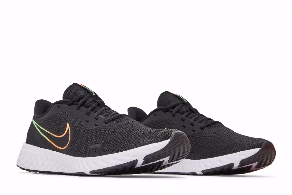 Nike Revolution 5 Black Atomic Orange, view 9