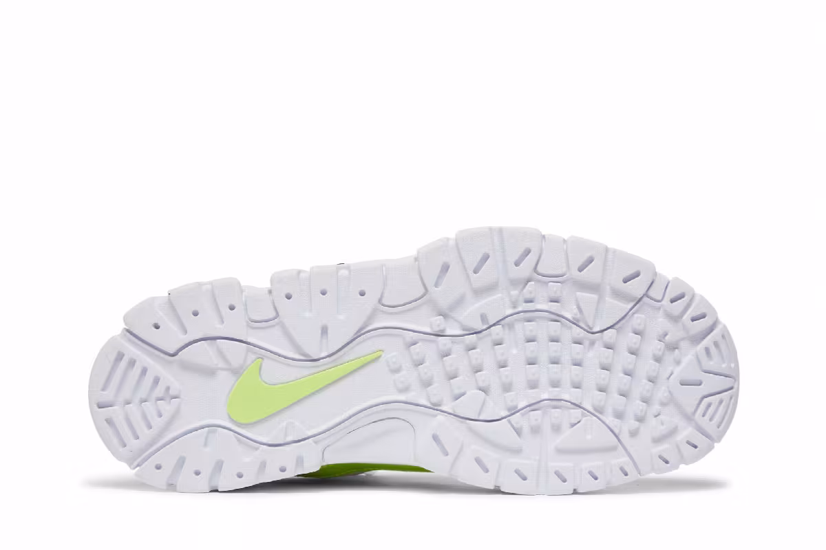 Nike Air Barrage Low GS White Volt, view 5