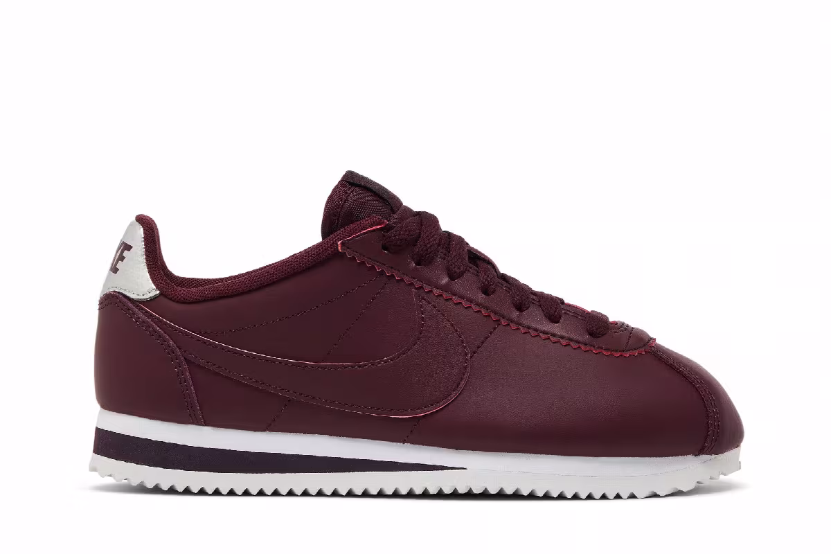 Nike Women's Classic Cortez Leather Night Maroon, view 2