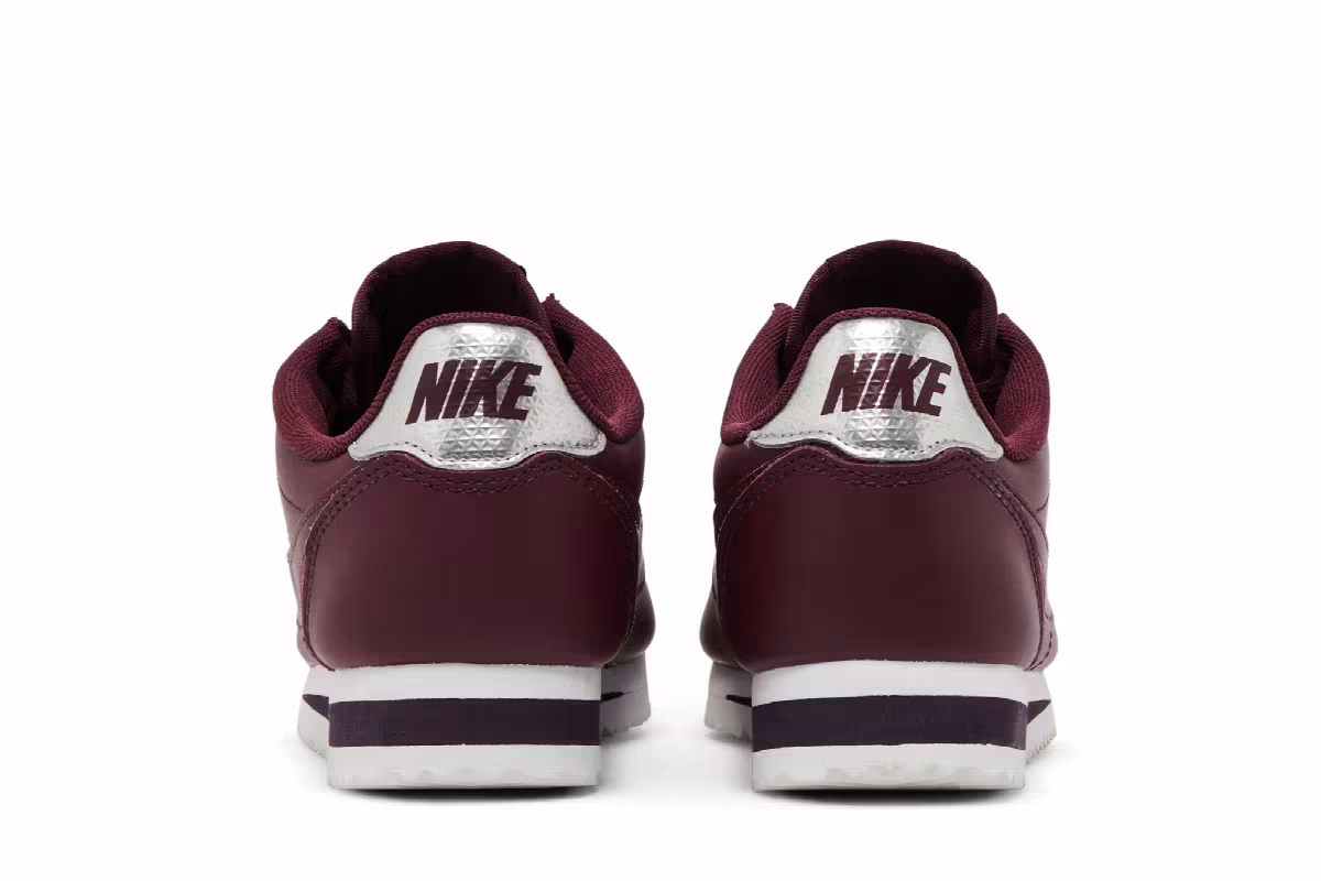 Nike Women's Classic Cortez Leather Night Maroon, view 7