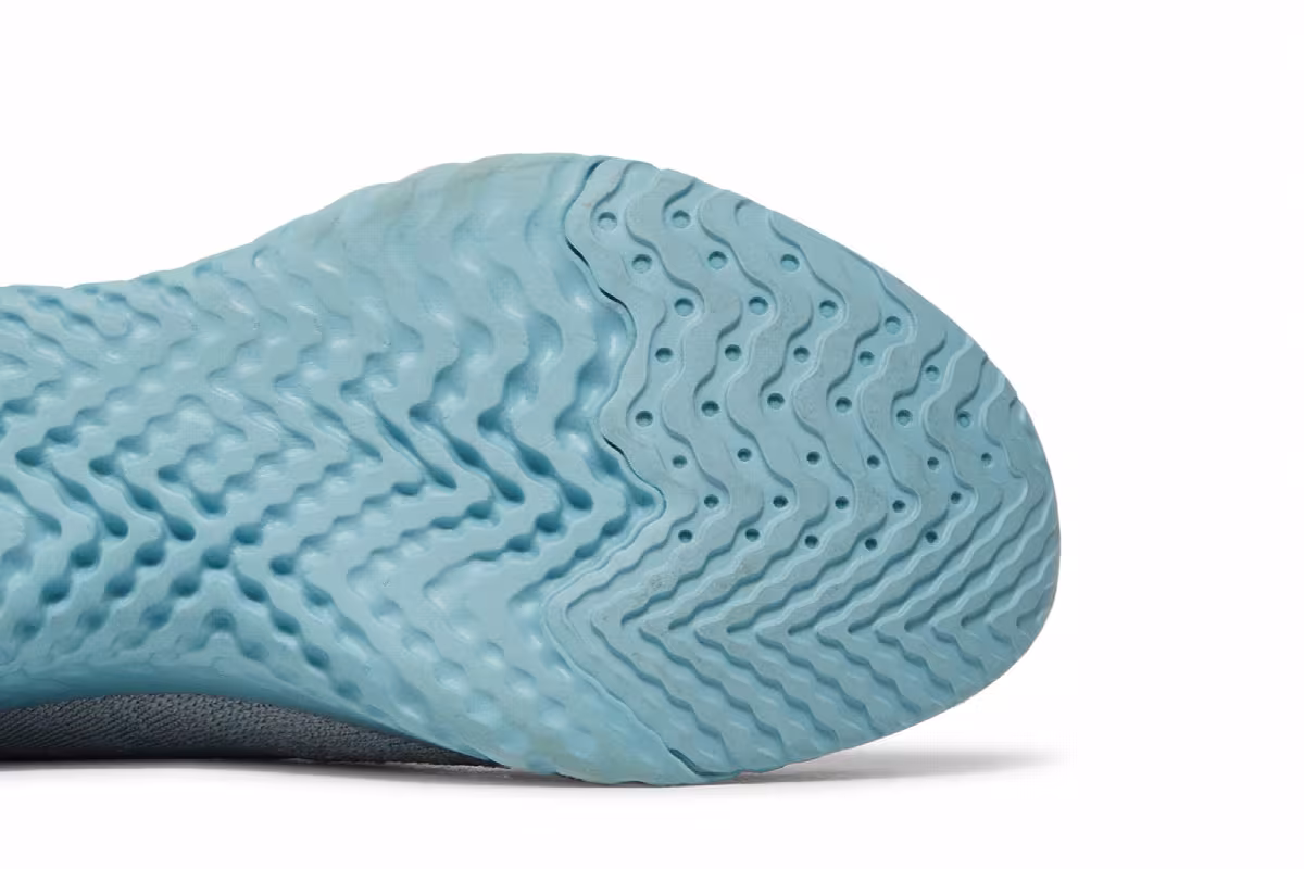 Nike Women's Epic React Flyknit 2 Wolf Grey Ocean Bliss, view 6