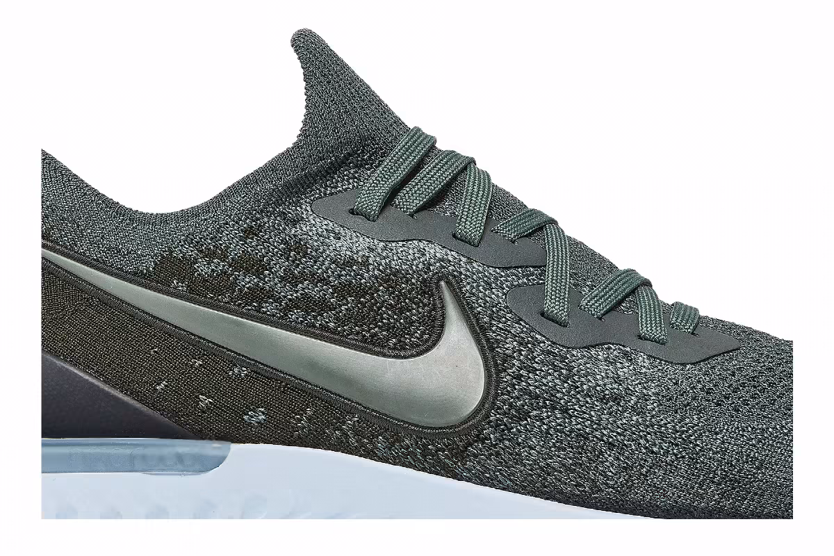 Nike Epic React Flyknit 2 Mineral Spruce, view 3