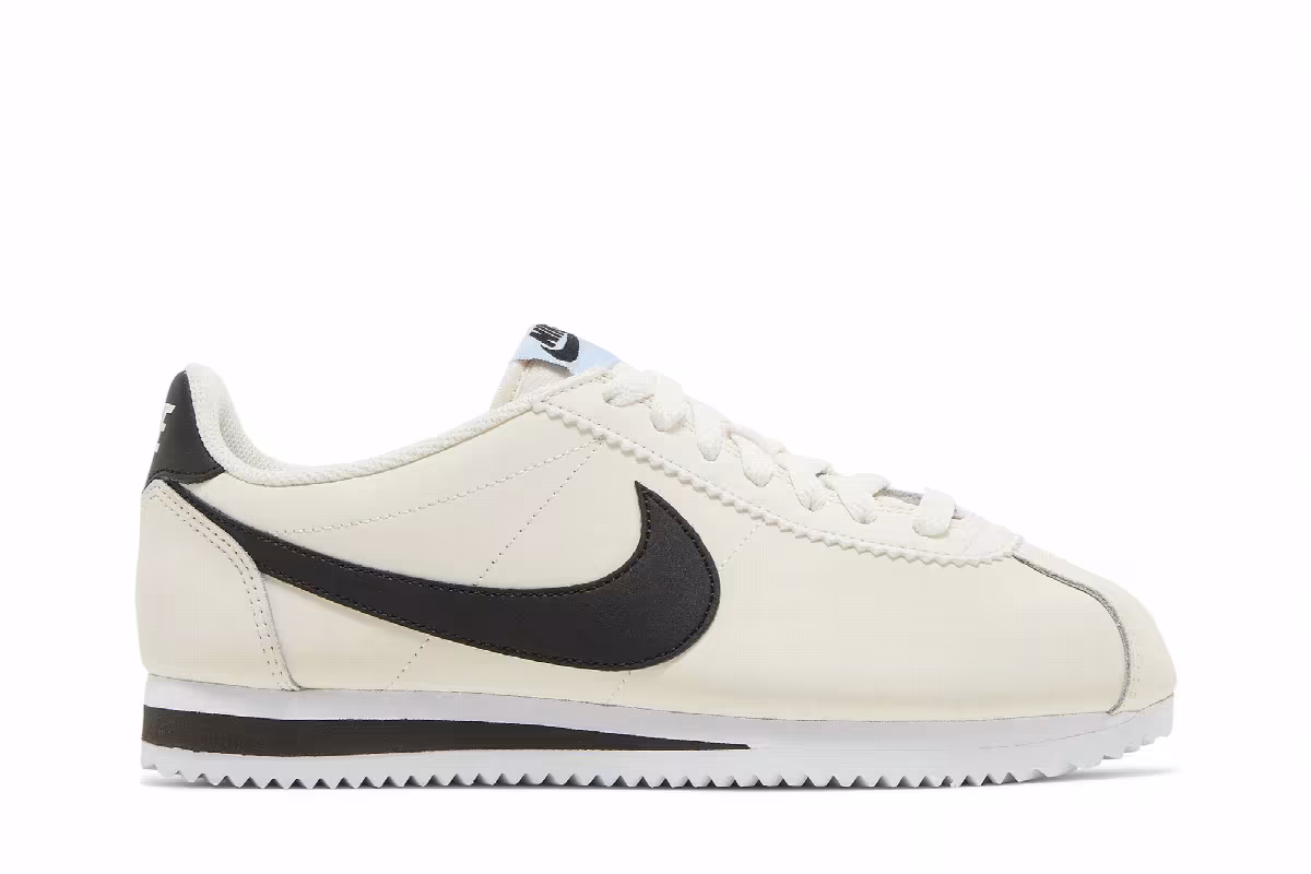 Nike Women's Classic Cortez Leather Pale Ivory, view 2