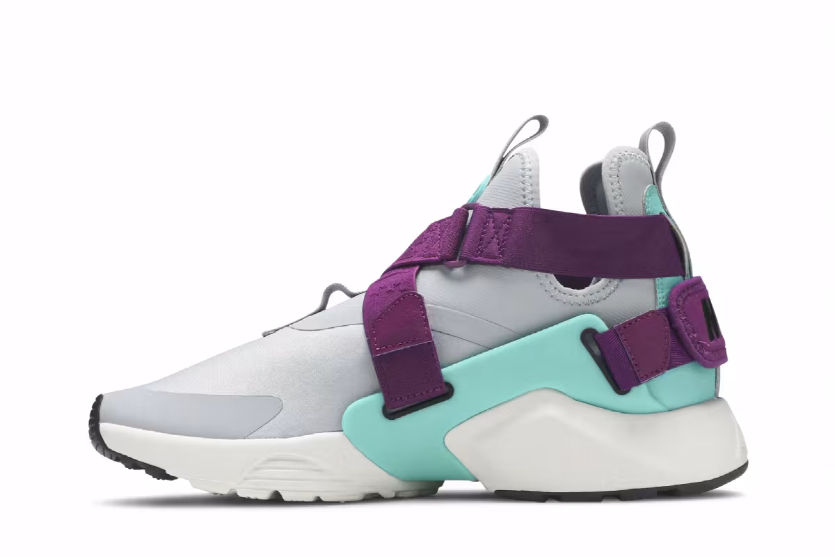 Nike Women's Air Huarache City Wolf Grey, view 4