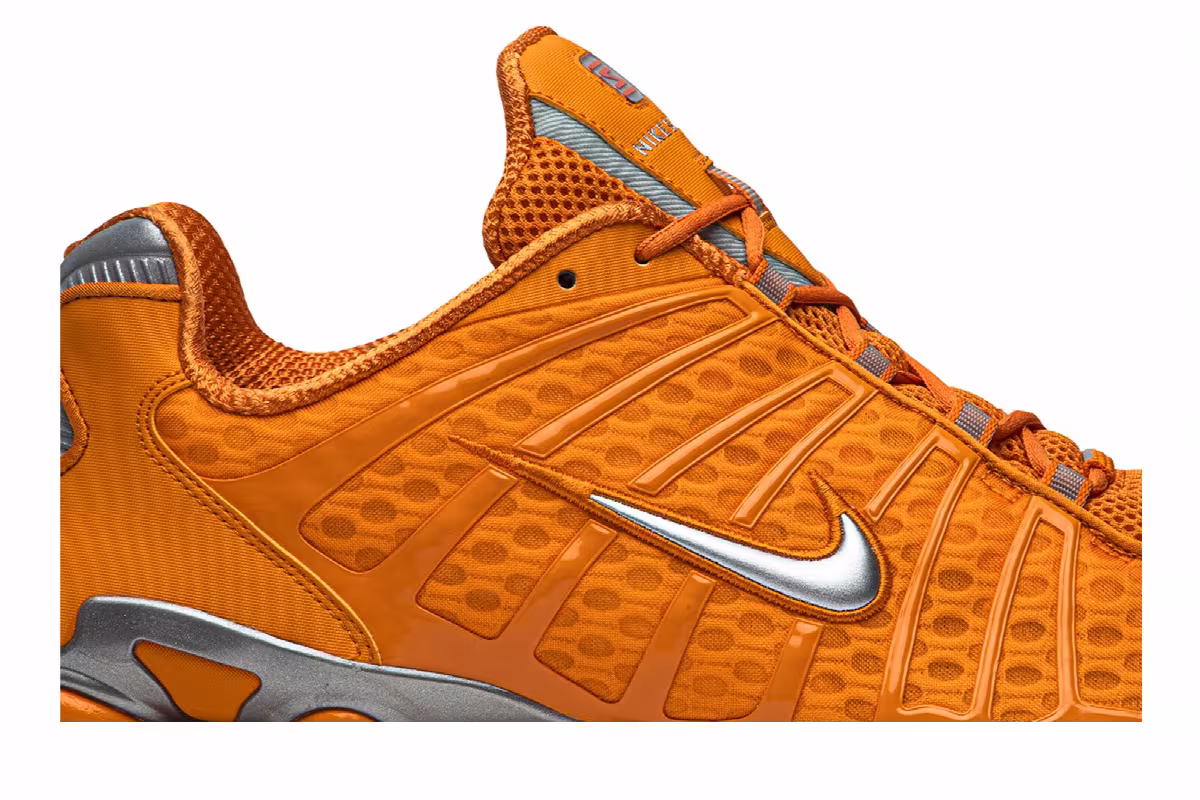 Nike Shox TL Clay Orange, view 3