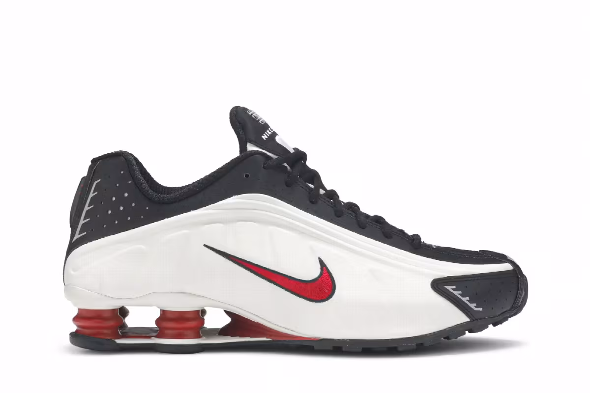 Nike Shox R4 Platinum Tint, view 2