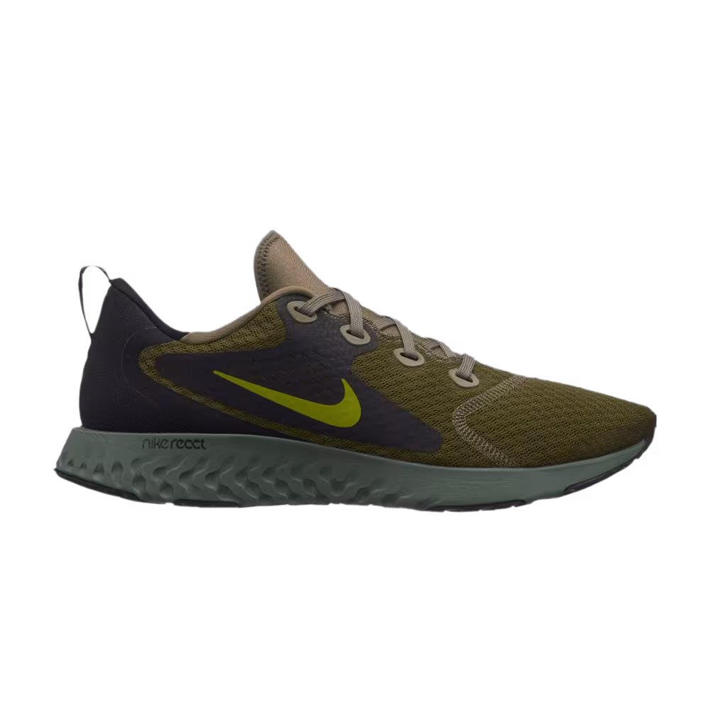Nike Legend React Olive Moss