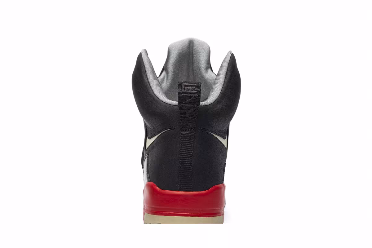 Nike Air Yeezy Glow In The Dark Tour, view 8
