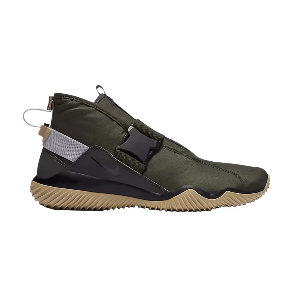 Nike Komyuter ESS cargo khaki
