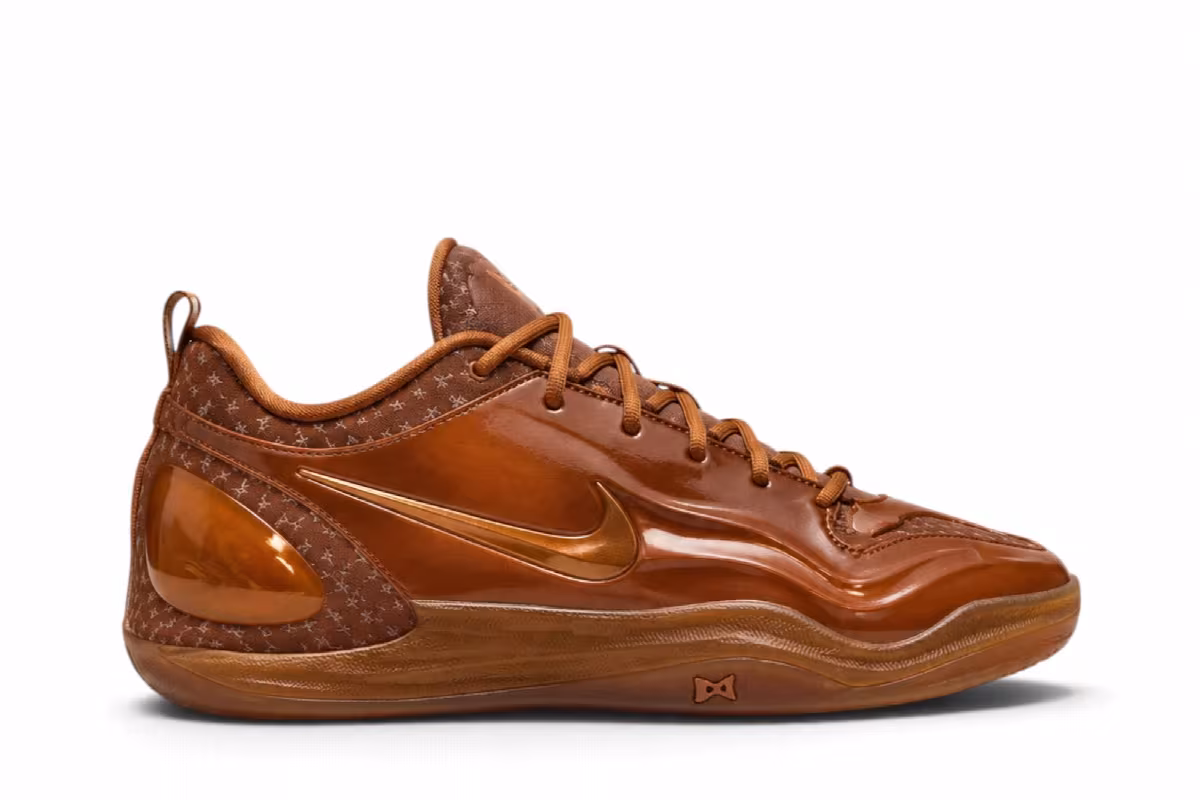 Playa Society x Nike A’Two Dark Russet, view 2